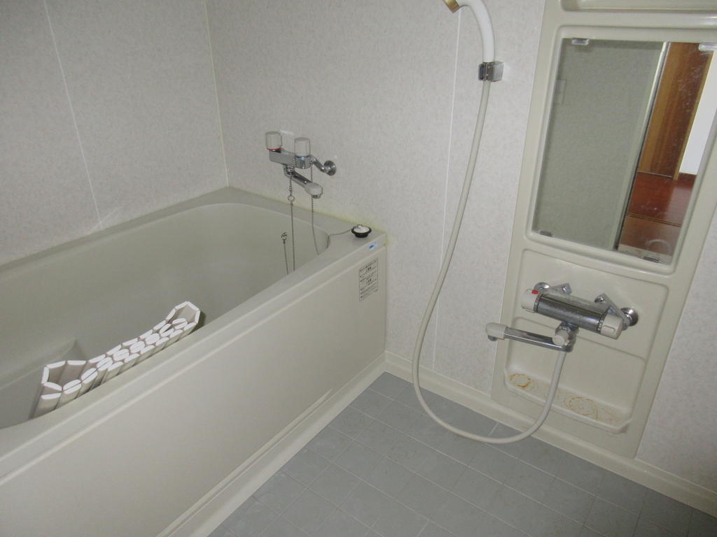 朝日マンション藤沢鵠沼の風呂写真