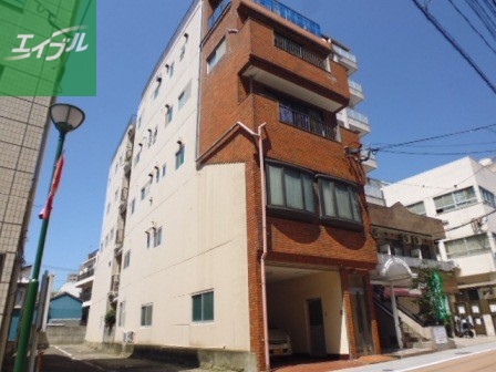 松本ビル（八幡町）の建物外観