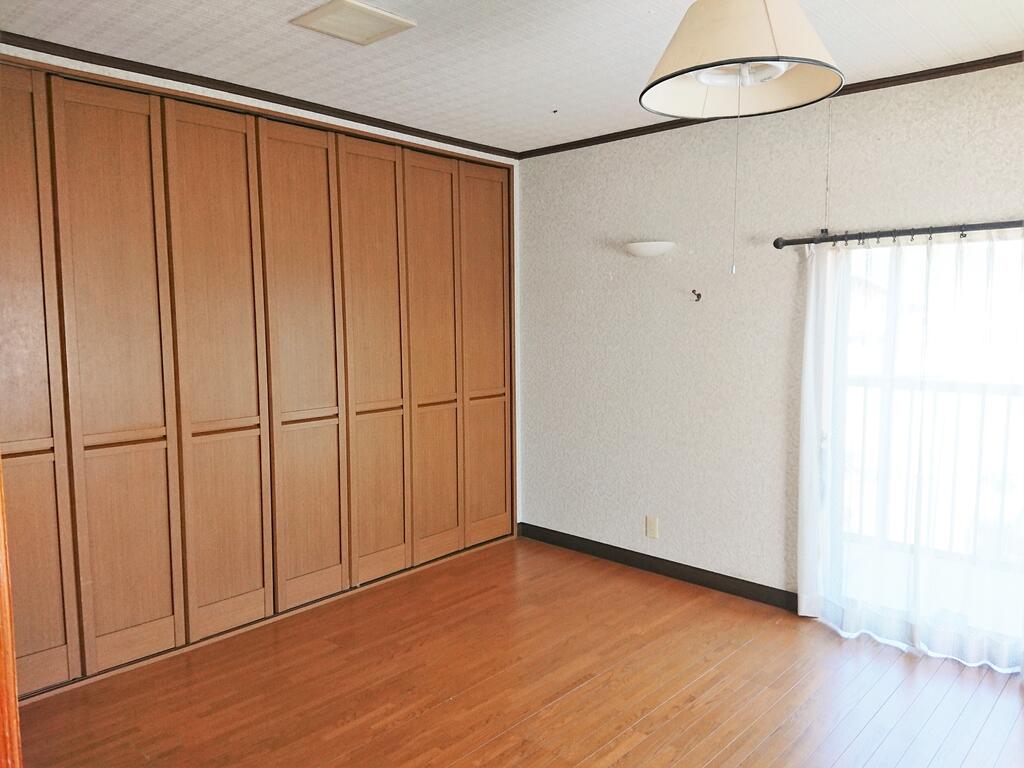 服部戸建 物件♪の内装写真