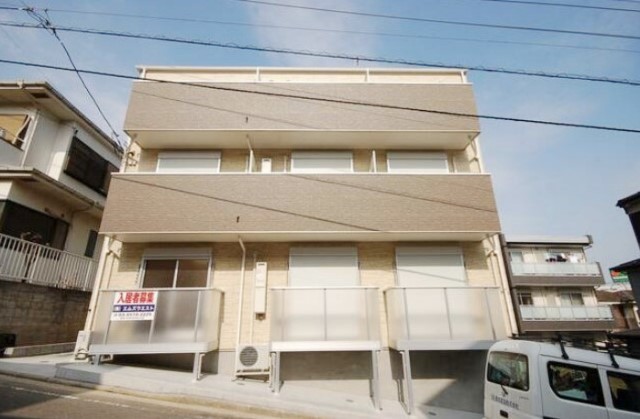 神奈川県横浜市南区六ツ川２（アパート）の賃貸物件の外観