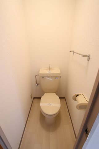 【須賀O・K・Iハウスのトイレ】