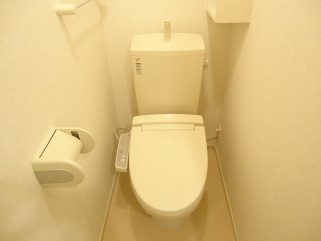 【防府市牟礼今宿のアパートのトイレ】