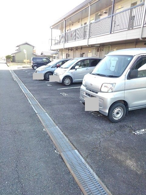 【シティハイツ山の手Ａの駐車場】