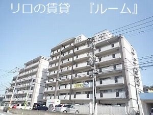 【福岡市博多区浦田のマンションの建物外観】