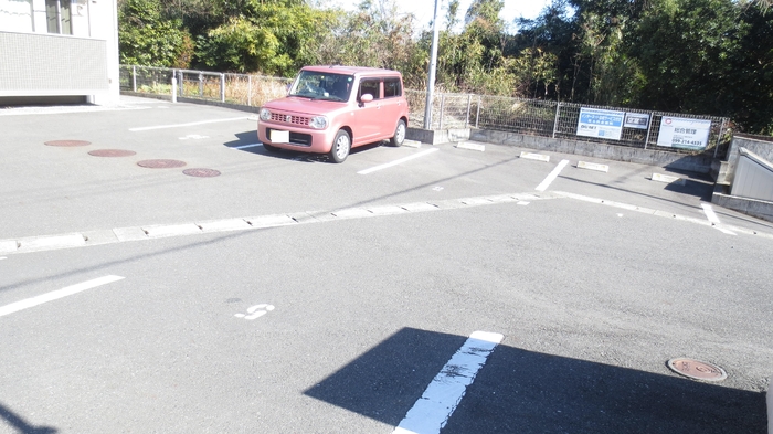 【鹿児島市山田町のアパートの駐車場】