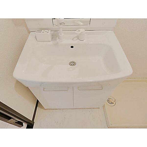 洗面設備　独立洗面台