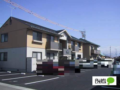 アーバングレイス　Ｄ棟の外観