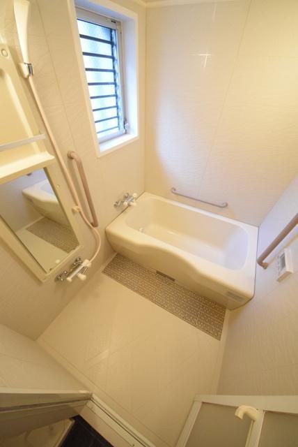 バス・シャワールーム　★お部屋探しは株式会社タウンハウジング東京まで★