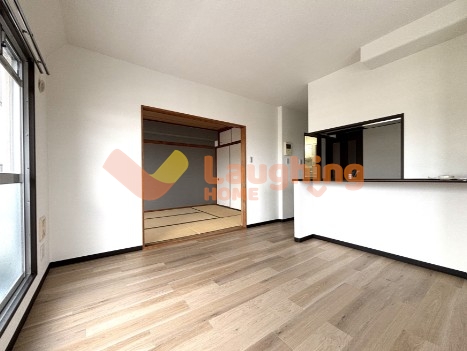 居室・リビング　ゆったり過ごせる居間です