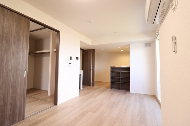 居室・リビング　３０３　ＬＤＫ