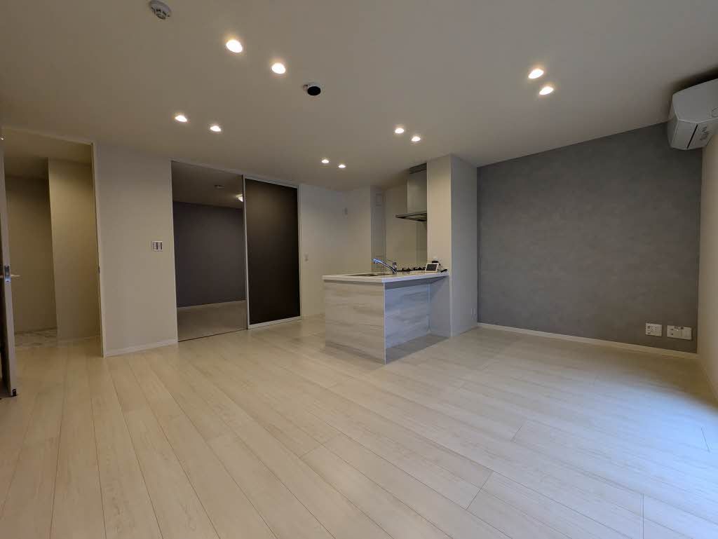 居室・リビング　対面キッチンのあるリビング！