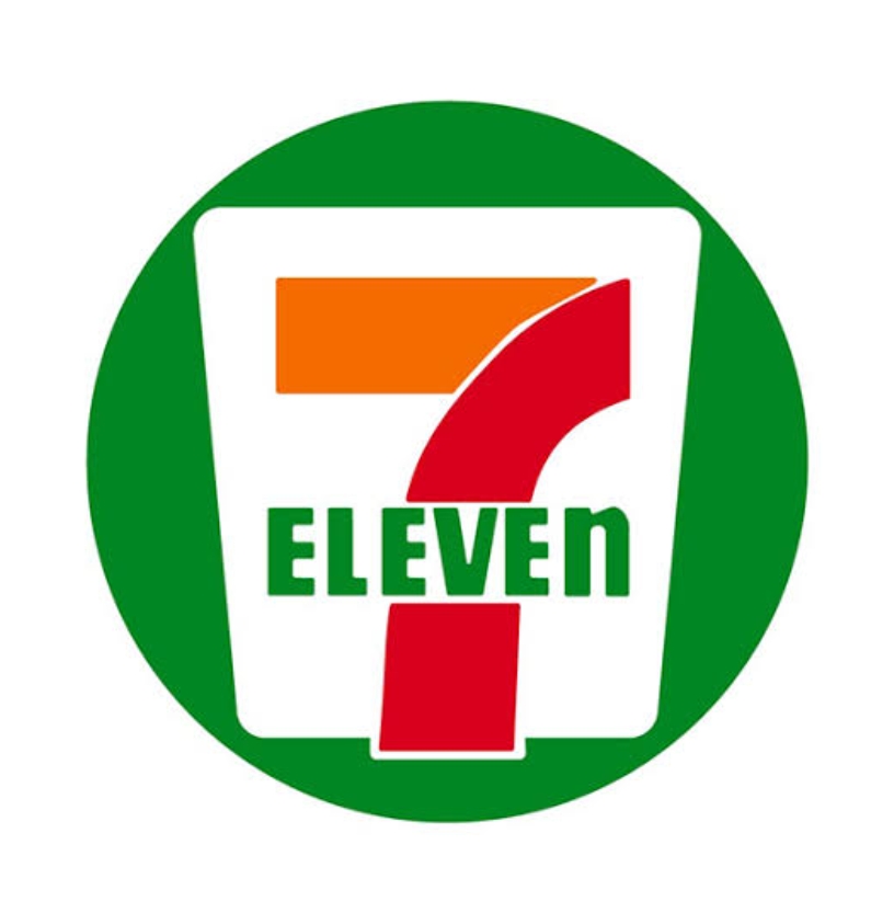 コンビニ　セブンイレブン大田区西蒲田7丁目店（コンビニ）まで210m