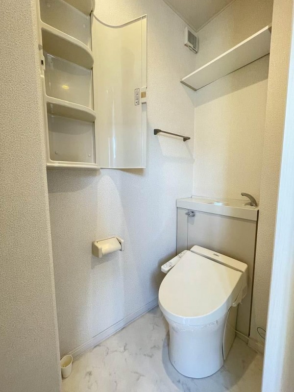 トイレ　トイレ