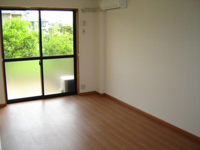 居室・リビング　居室