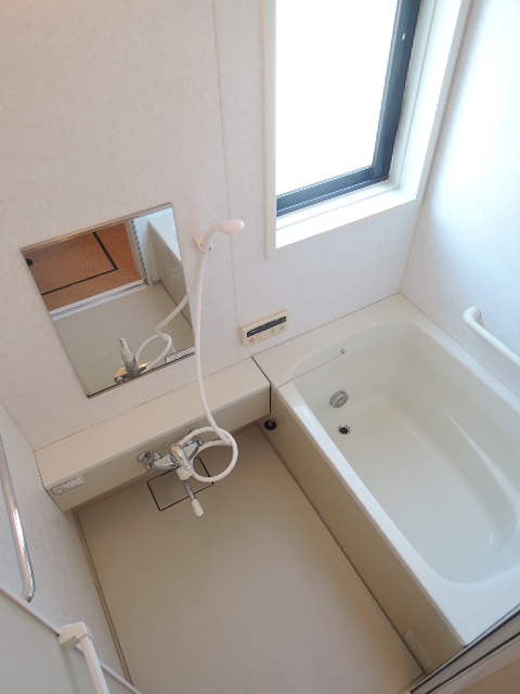 バス・シャワールーム　バスルーム