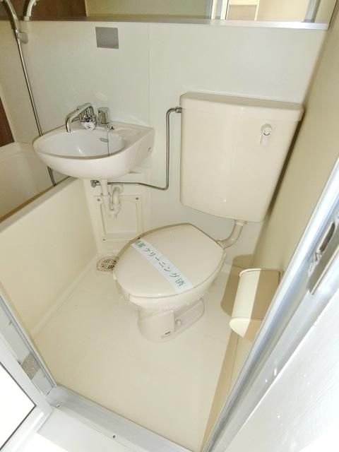 トイレ　♪お掃除らくらくユニットバス♪