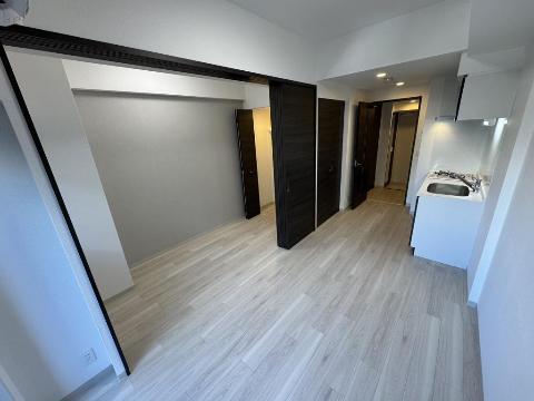 居室・リビング　室内