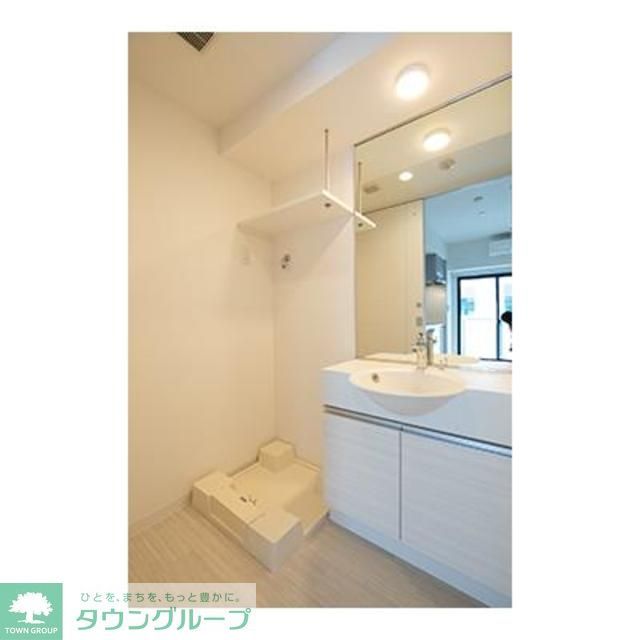 洗面設備　※写真は同タイプ住戸です。