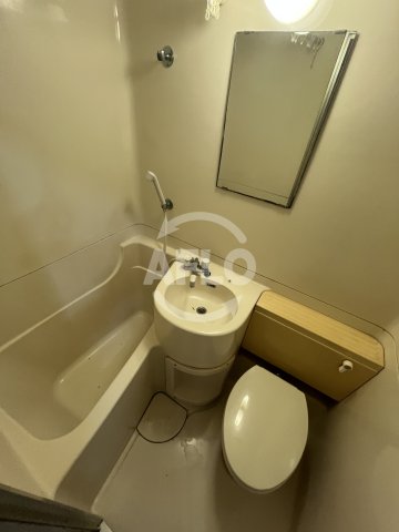 バス・シャワールーム　東中島マンション　浴室