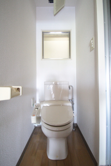 トイレ　※別室のお写真を参考にしております