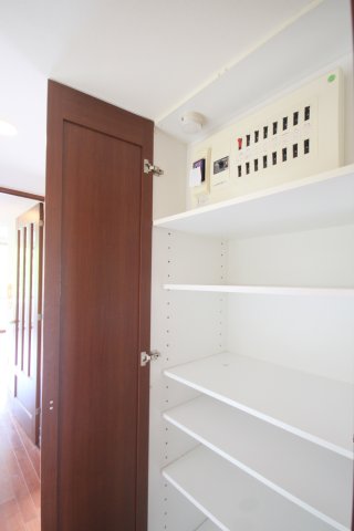 収納　別部屋参考写真