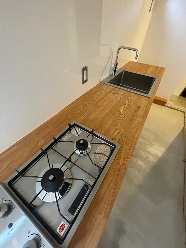 キッチン　※同物件別部屋参考画像