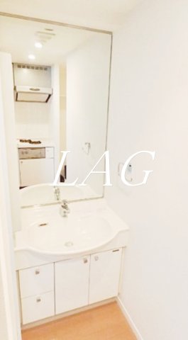 洗面設備　独立洗面台です。