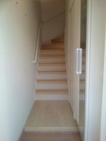 玄関　収納もある玄関です