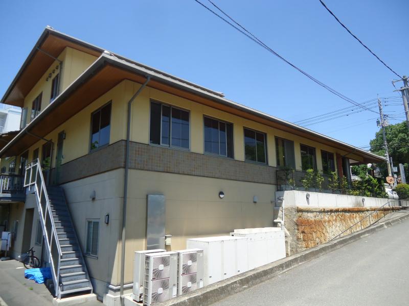 病院　たかはしクリニック（病院）まで707m