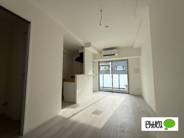 居室・リビング　建築中