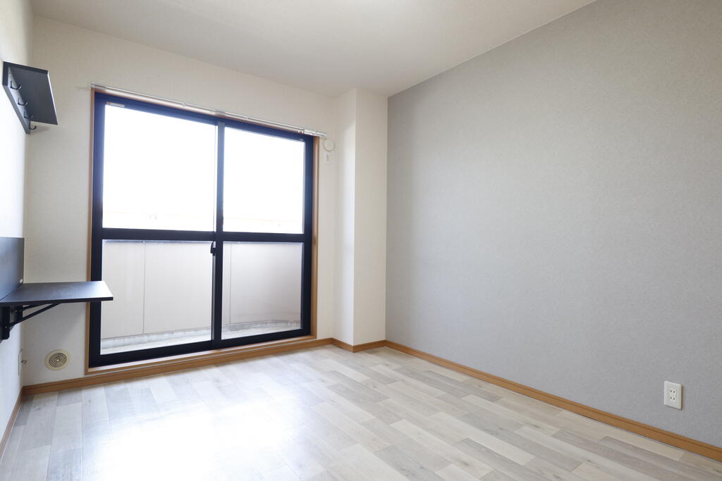 その他　もう一つの洋室です♪