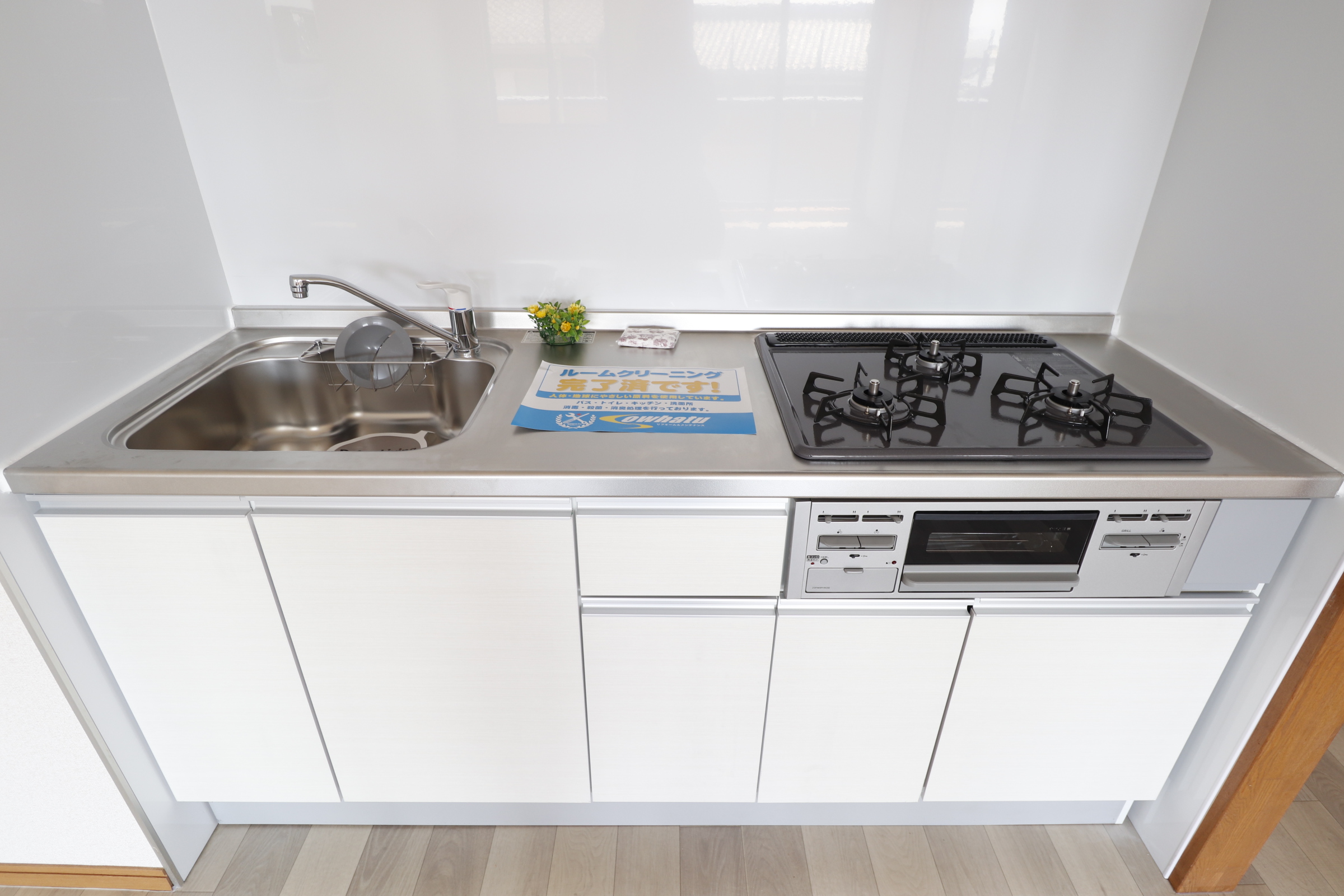 キッチン　3口コンロのキッチンです♪