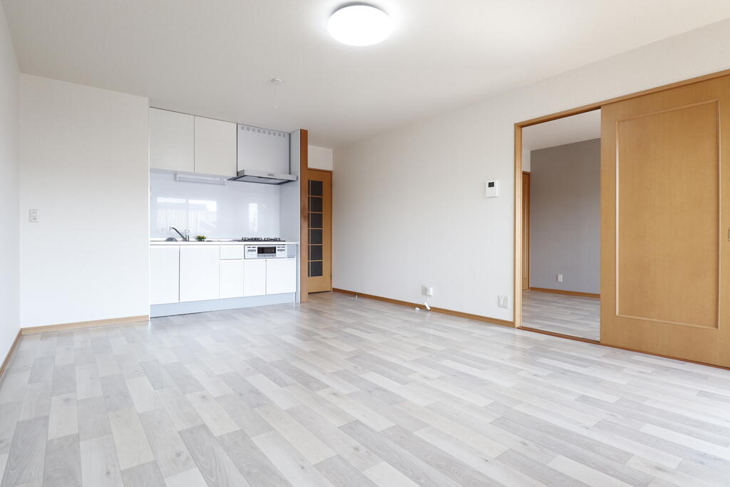 居室・リビング　日当たりの良いリビングです♪