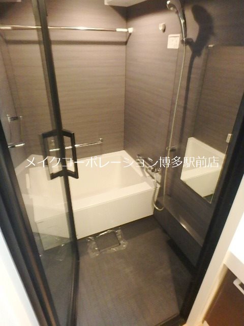 バス・シャワールーム　同物件別部屋引用・現状優先です♪