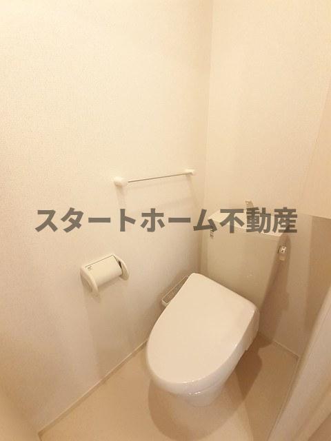 トイレ　落ち着いたトイレです