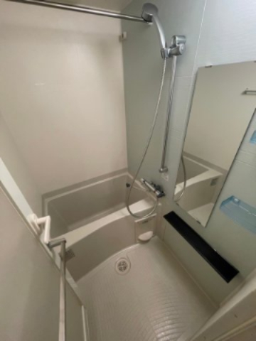 バス・シャワールーム　お風呂で日々の疲れを落としましょう