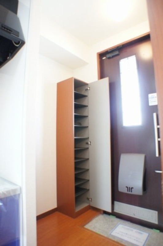 玄関　図面と現状に相違がある場合には現状を優先