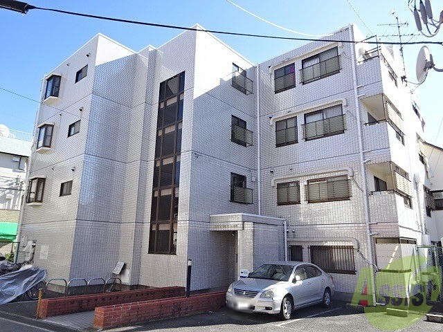 建物外観　豊中市本町「スタジオ１０８ソシエ本町」