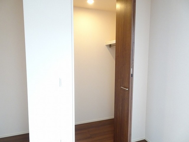 収納　ウォークインクローゼット付いています。たっぷり収納できますよ