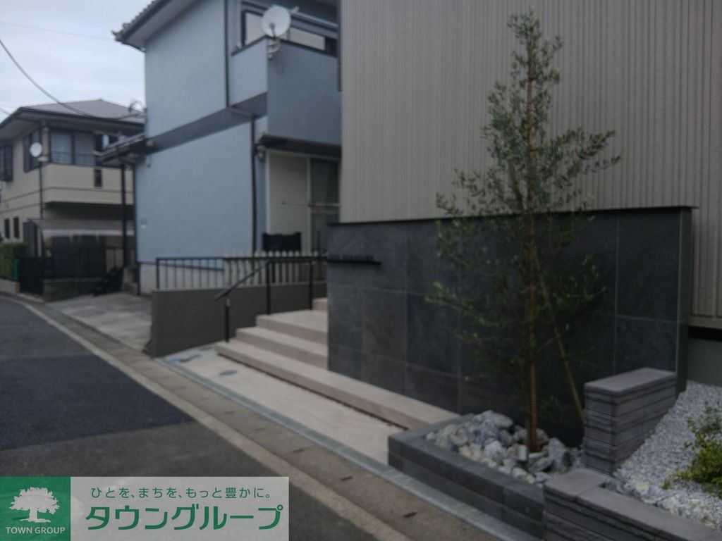 エントランス　エントランス