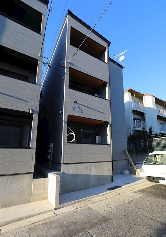 建物外観　外観　オートロック防犯カメラTVモニターホン宅配BOX完備
