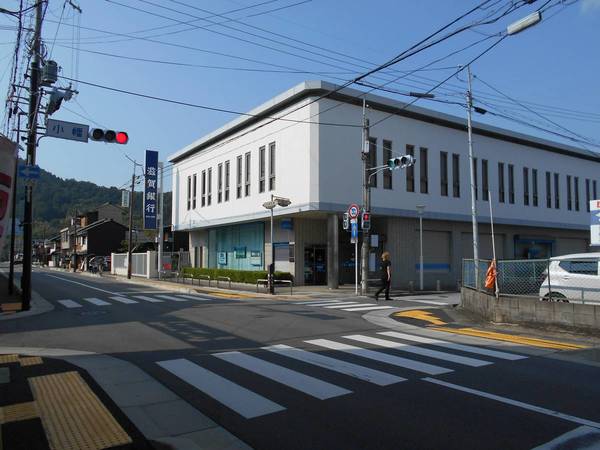 銀行　滋賀銀行八幡支店（銀行）まで3800m