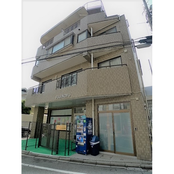 幼稚園・保育園　うぃず成増保育園（幼稚園・保育園）まで299m