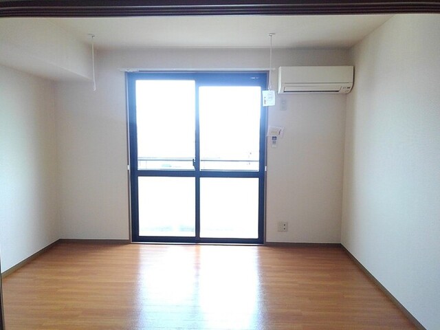 その他部屋・スペース　洋室６帖