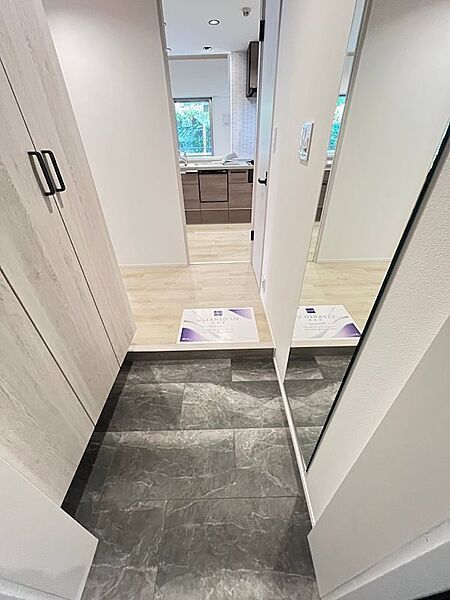 玄関　別タイプ部屋　参考写真です