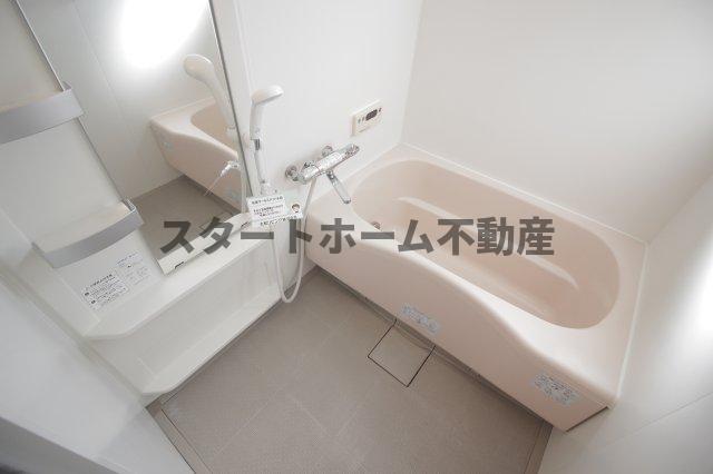 バス・シャワールーム　お風呂で日々の疲れを落としましょう