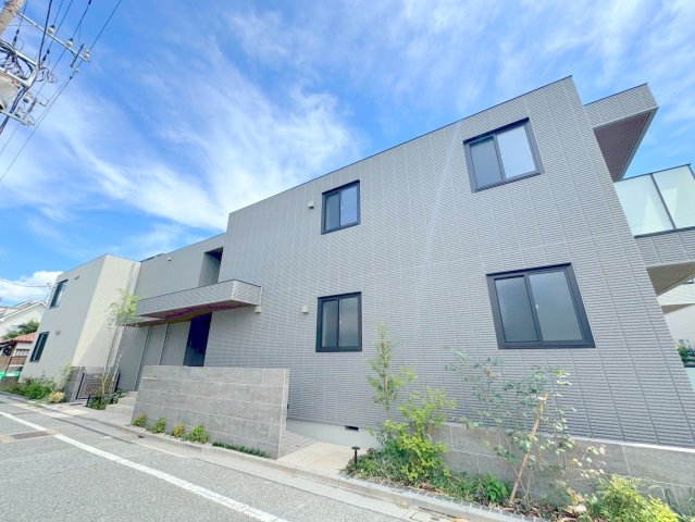 建物外観　★築浅★耐火・耐震性に優れた旭化成ヘーベルメゾン★
