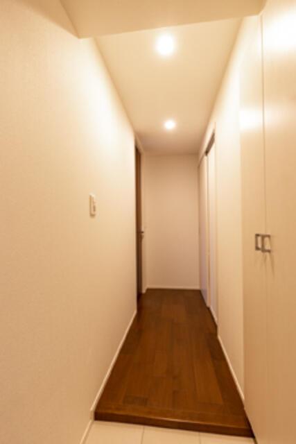 玄関　※写真は同タイプ住戸です。