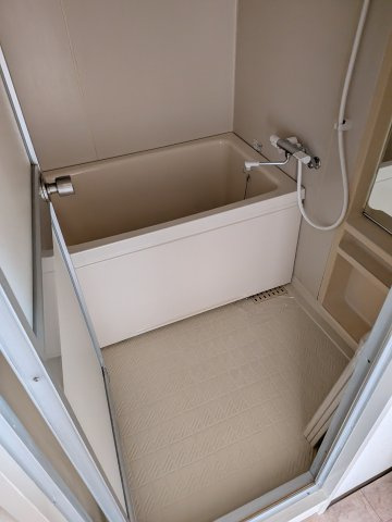 バス・シャワールーム　ゆっくり温まれますよ