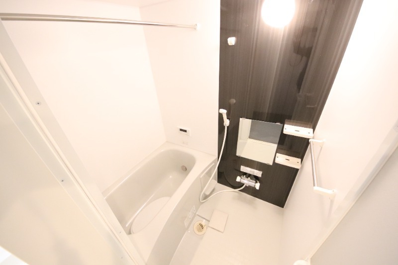 ＪＲ福知山線 塚口駅 徒歩10分 3階建 築8年の風呂写真